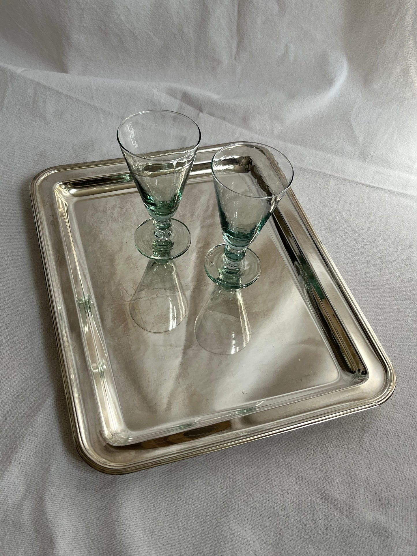 Sølvplet bakke